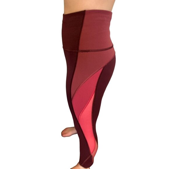 Lululemon Size 4 Leggings Mesh Shaping Yoga performance - Picture 5 of 12